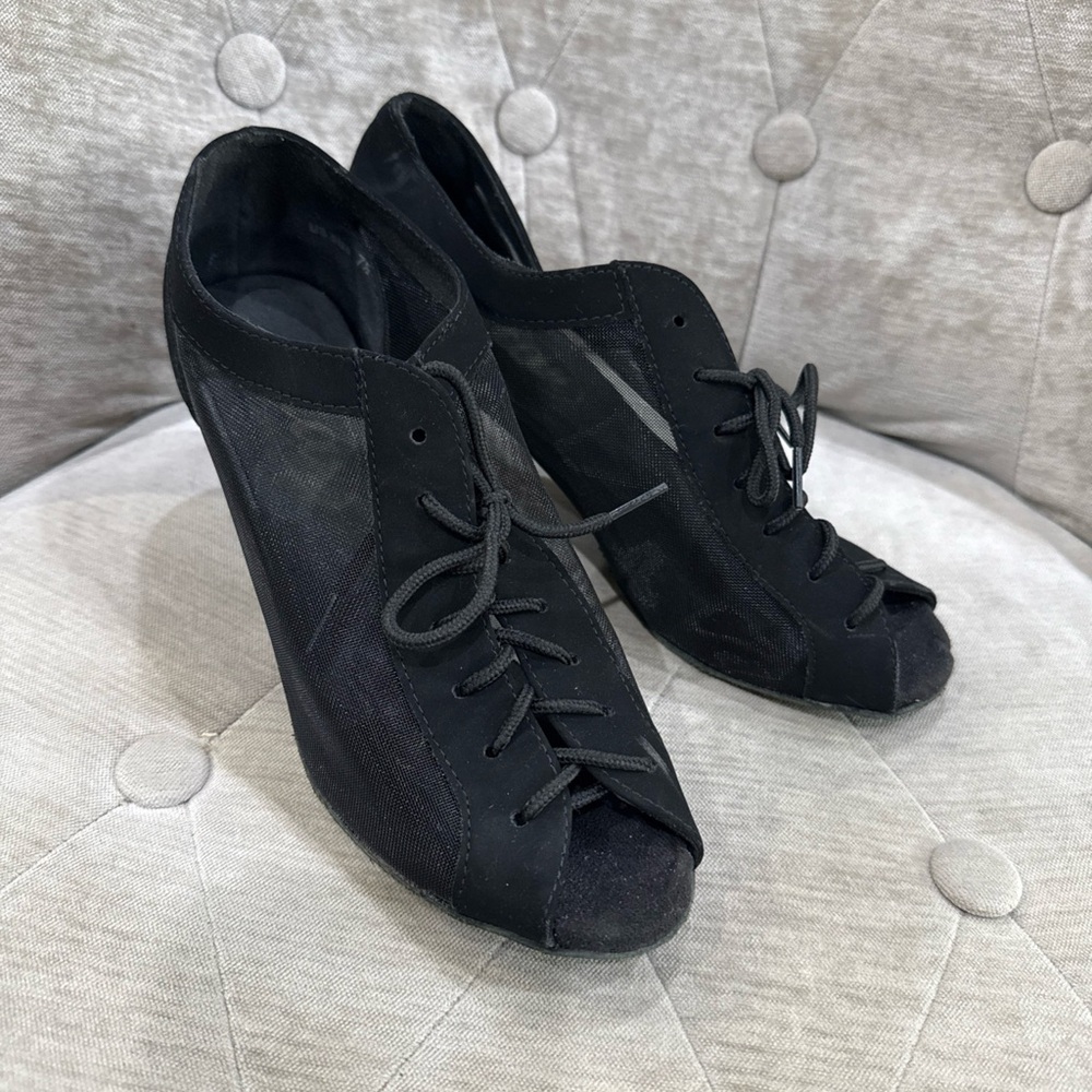 Star Women's Lace-Up Black Heel Peep-Toe Faux Suede Mesh Dance Shoes Sz 7.5